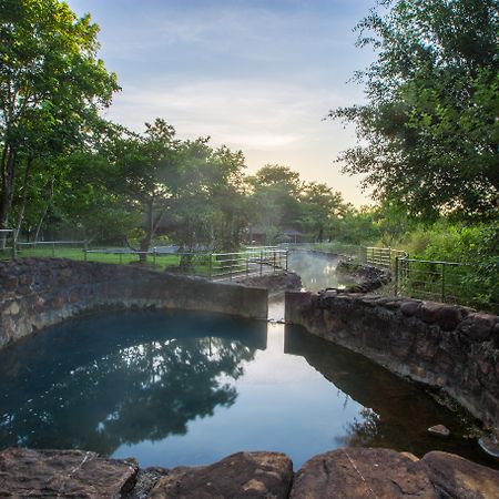 Thanh Tan Hot Springs By Fusion Хюе Екстер'єр фото